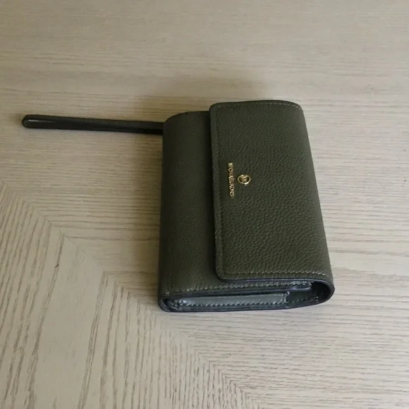 Michael Kors Olive Leather Phone Wristlet - Picture 3 of 13